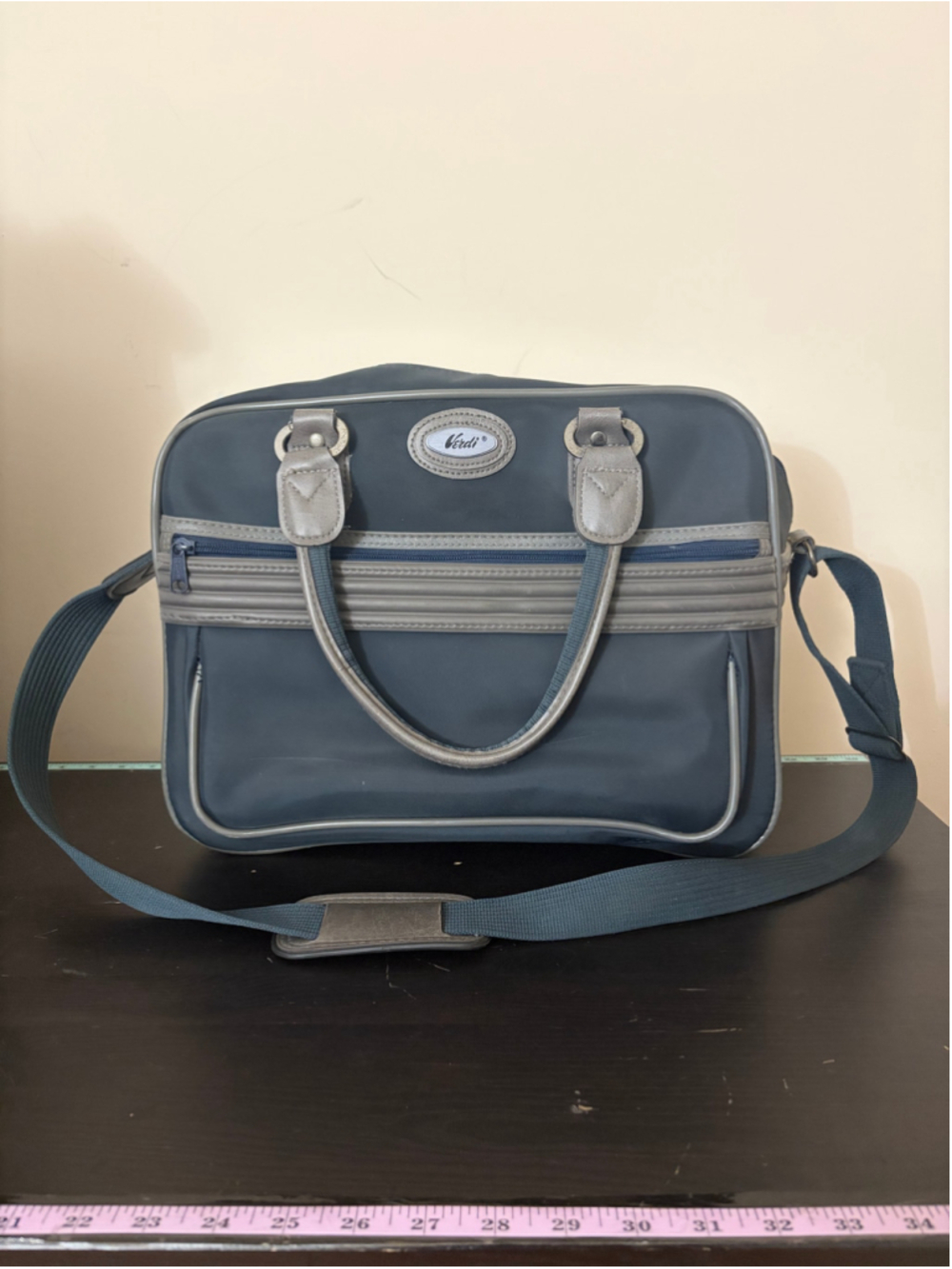 Vintage Verdi International Travel Bag Navy Blue Nylon Carry On Luggage Shoulder